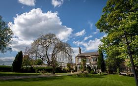 Kings Croft Hotel